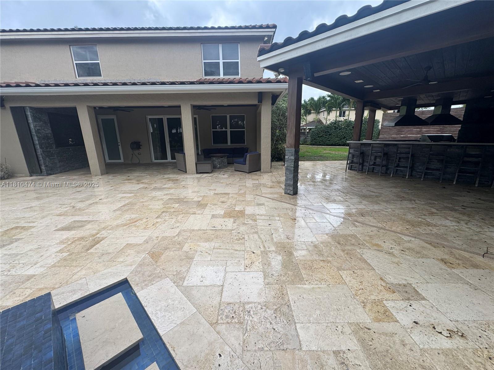 Redland Reef - Residential