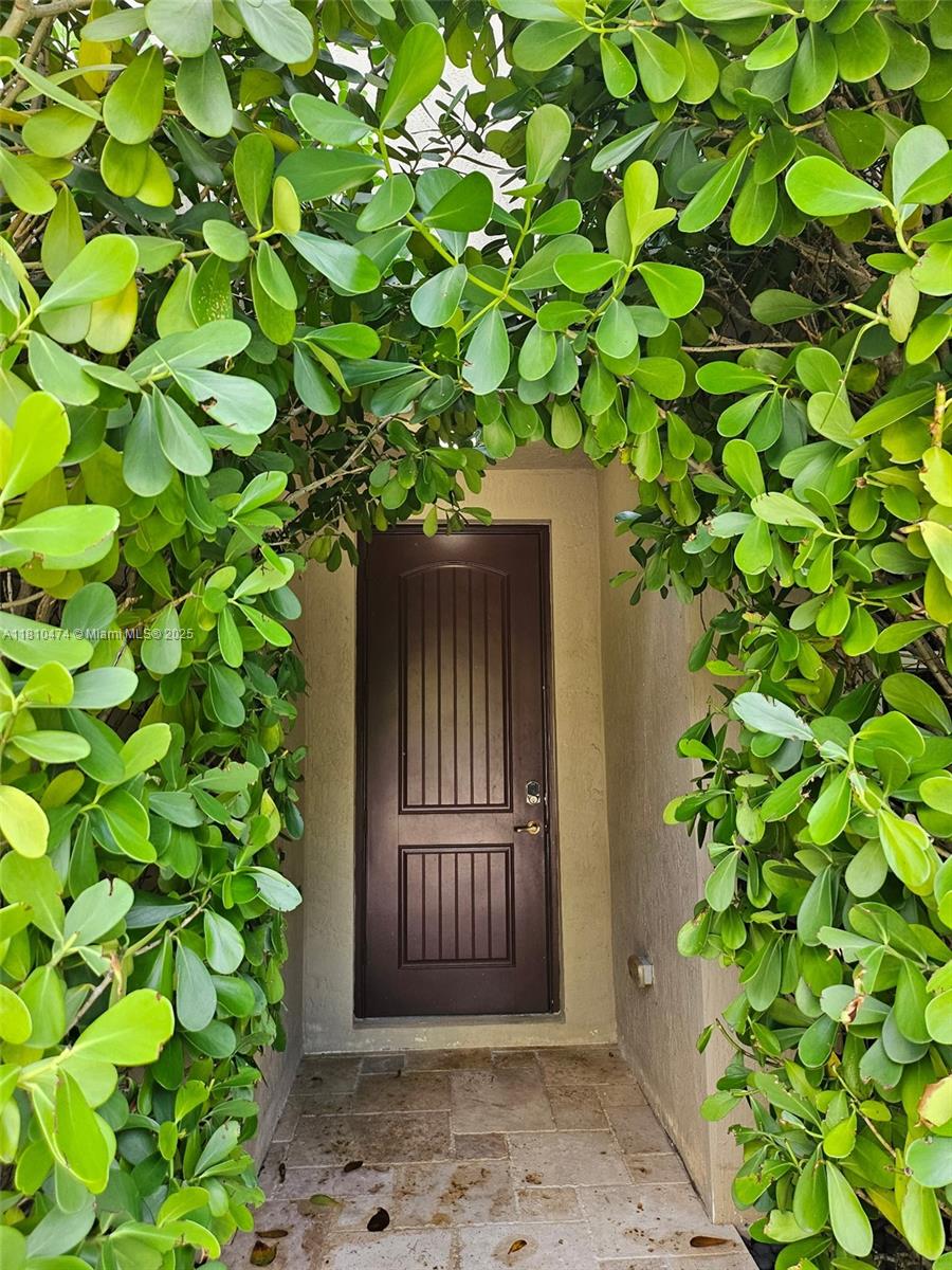 Redland Reef - Residential