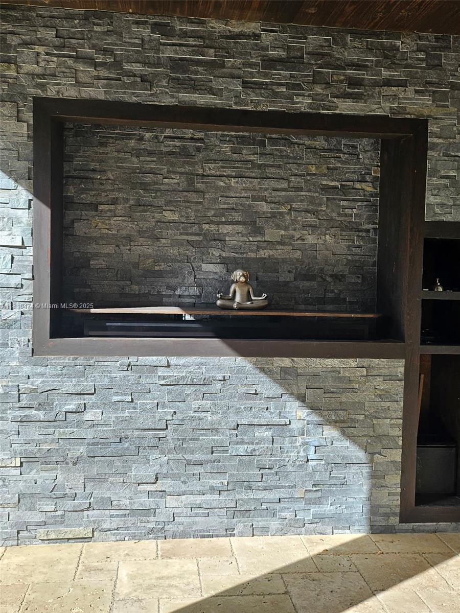 Redland Reef - Residential