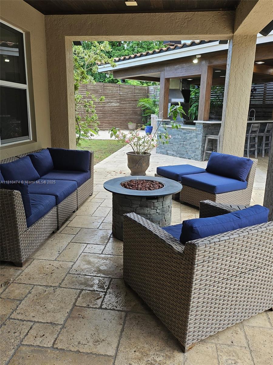 Redland Reef - Residential