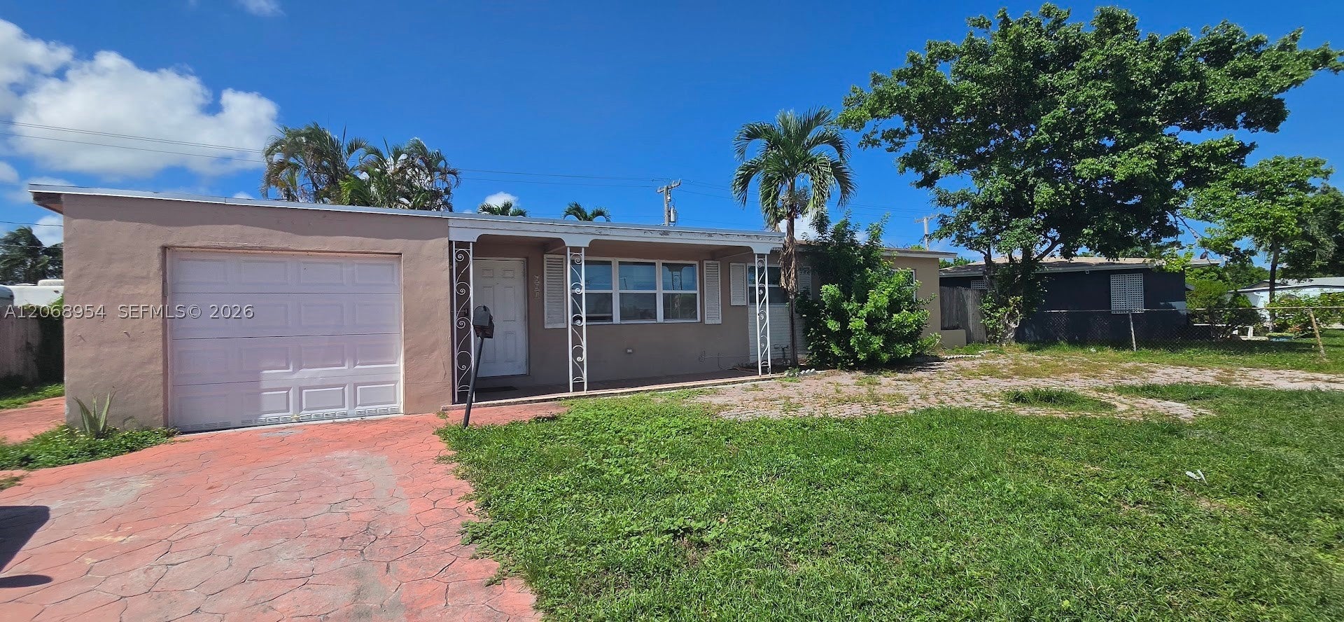601 W Sample Rd