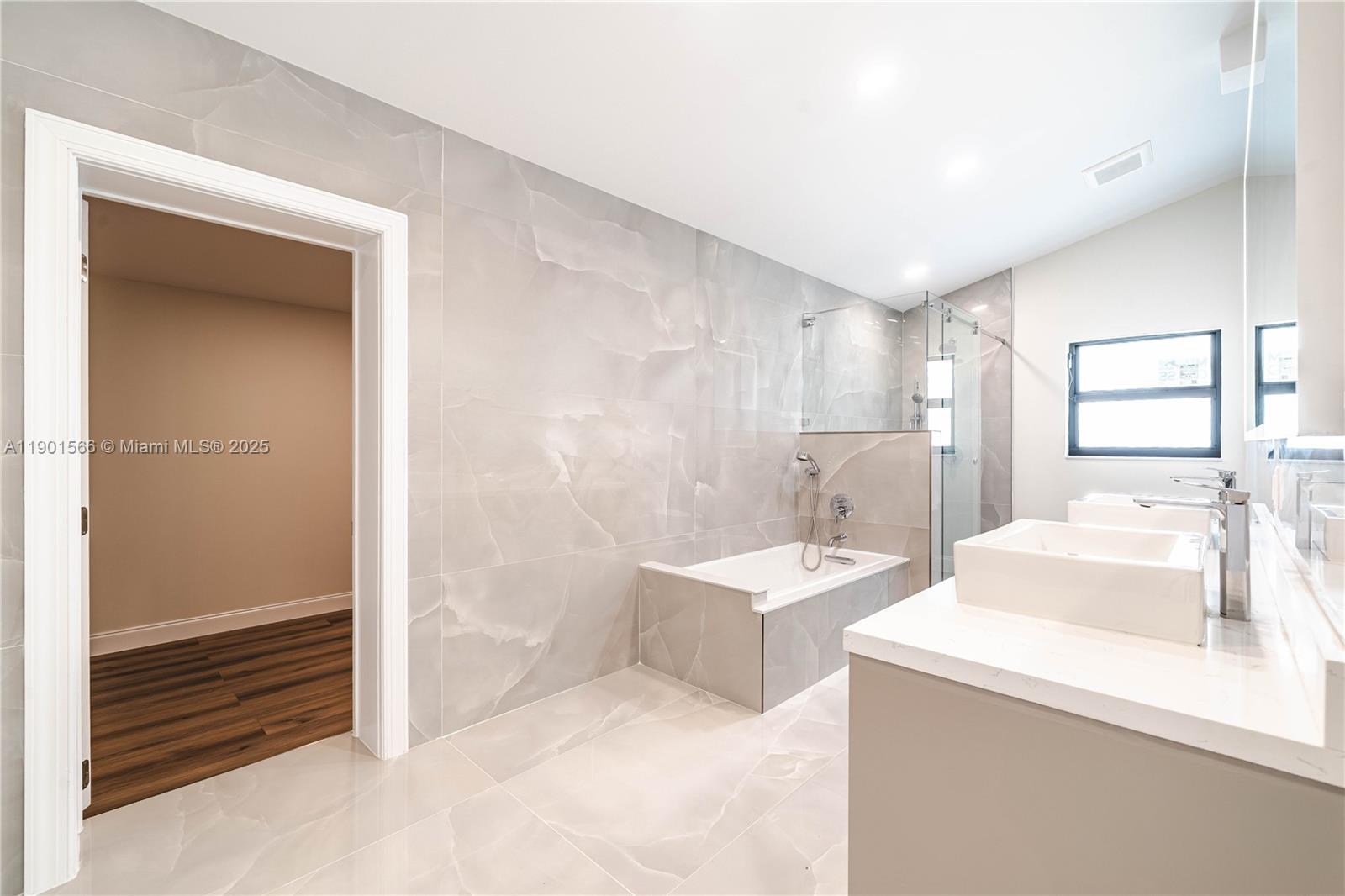 JACARANDA AREA 9 - Residential