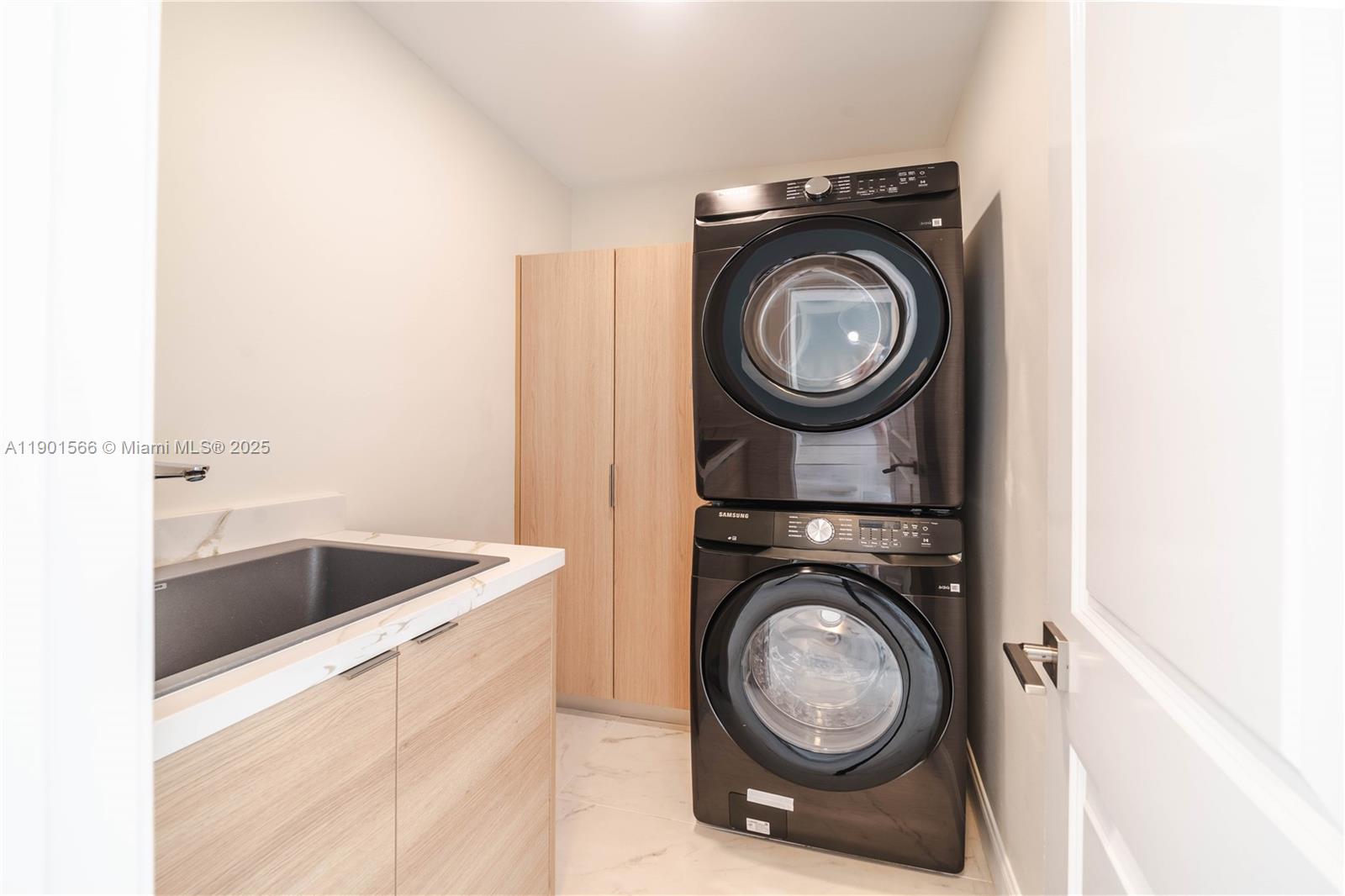 JACARANDA AREA 9 - Residential