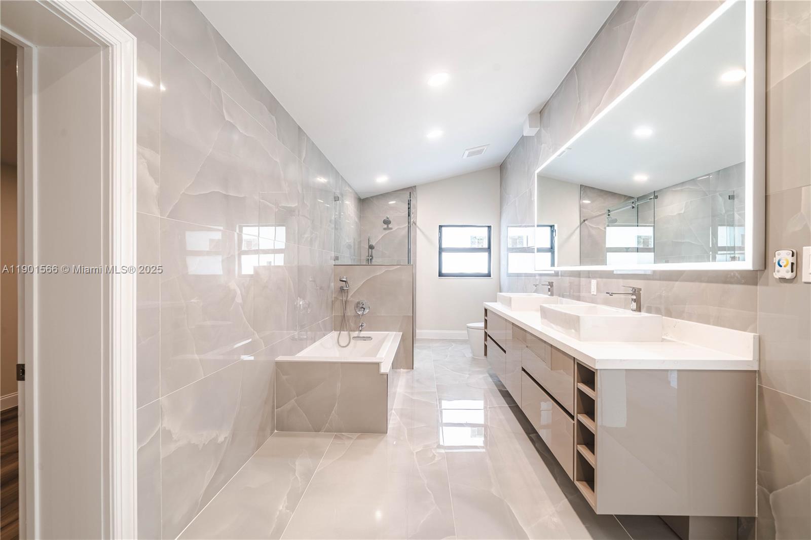 JACARANDA AREA 9 - Residential