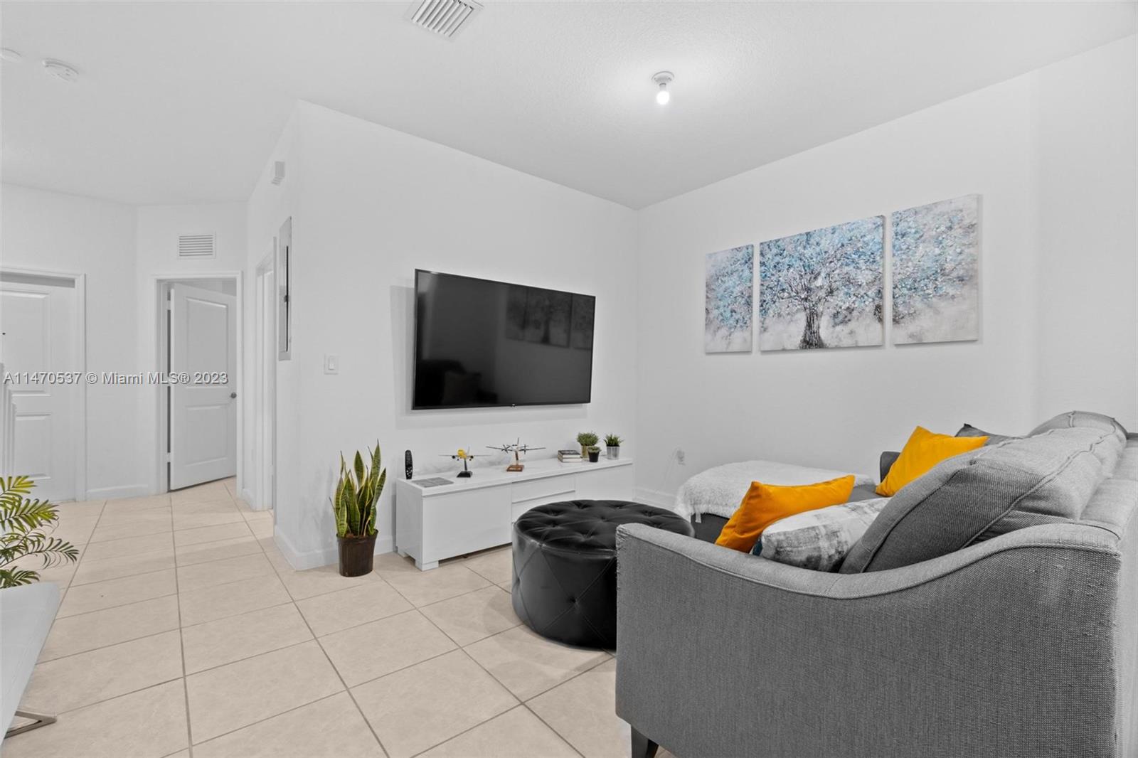 BOWTIE SUBDIVISION - Residential Lease