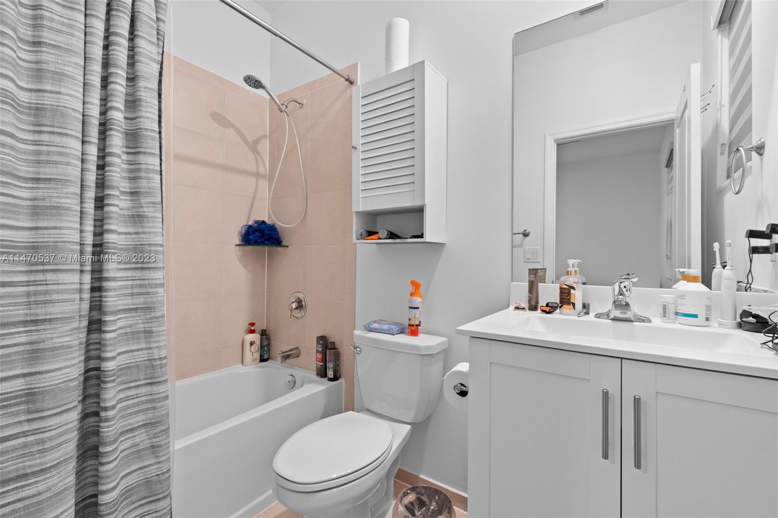 BOWTIE SUBDIVISION - Residential Lease