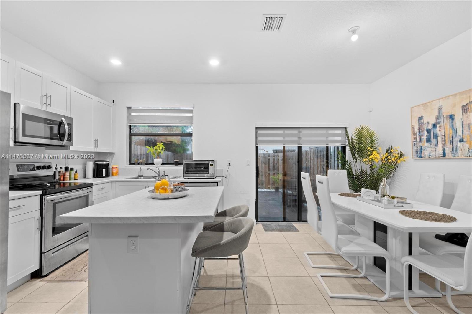 BOWTIE SUBDIVISION - Residential Lease