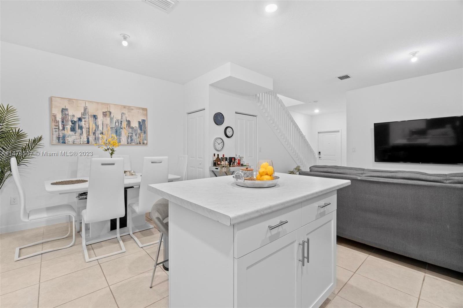 BOWTIE SUBDIVISION - Residential Lease