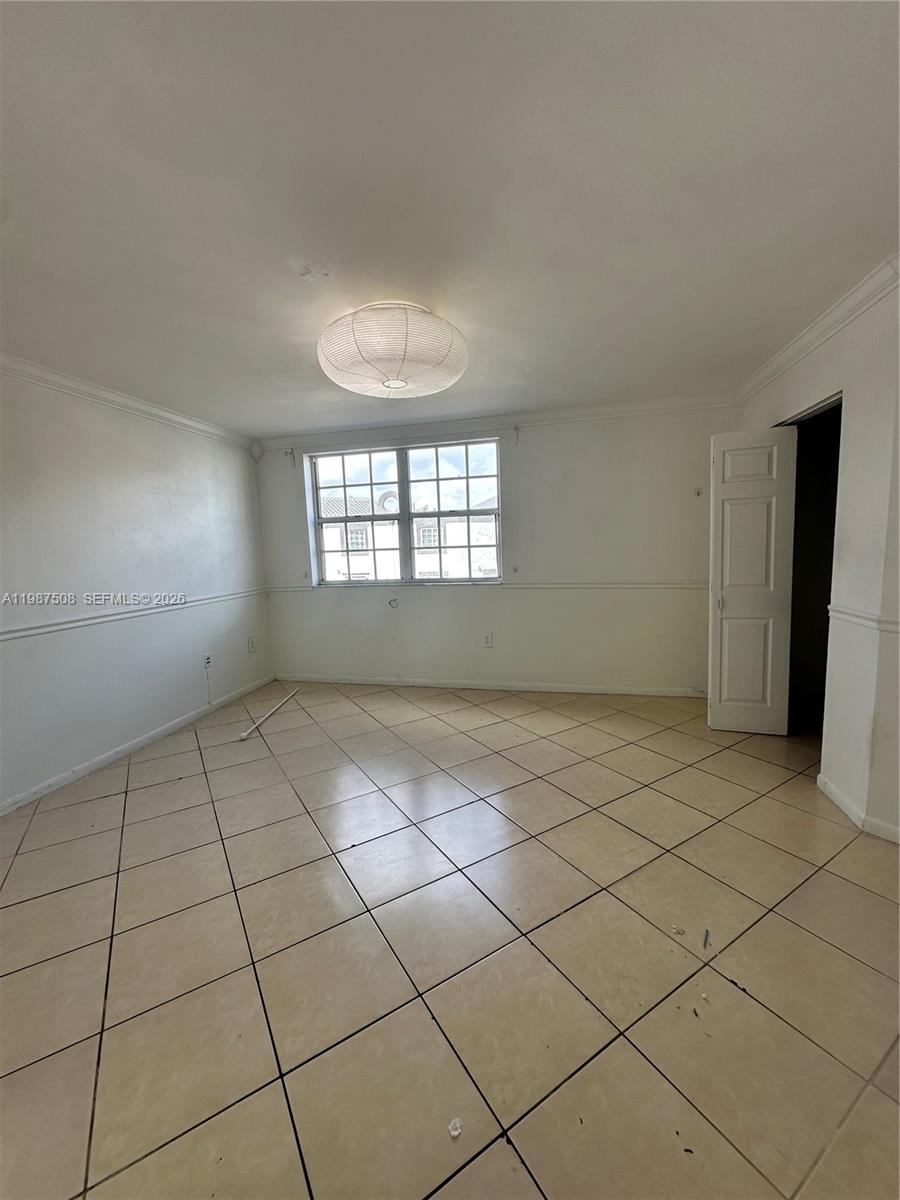 SOLEIL AT FONTAINEBLEAU C - Residential Lease