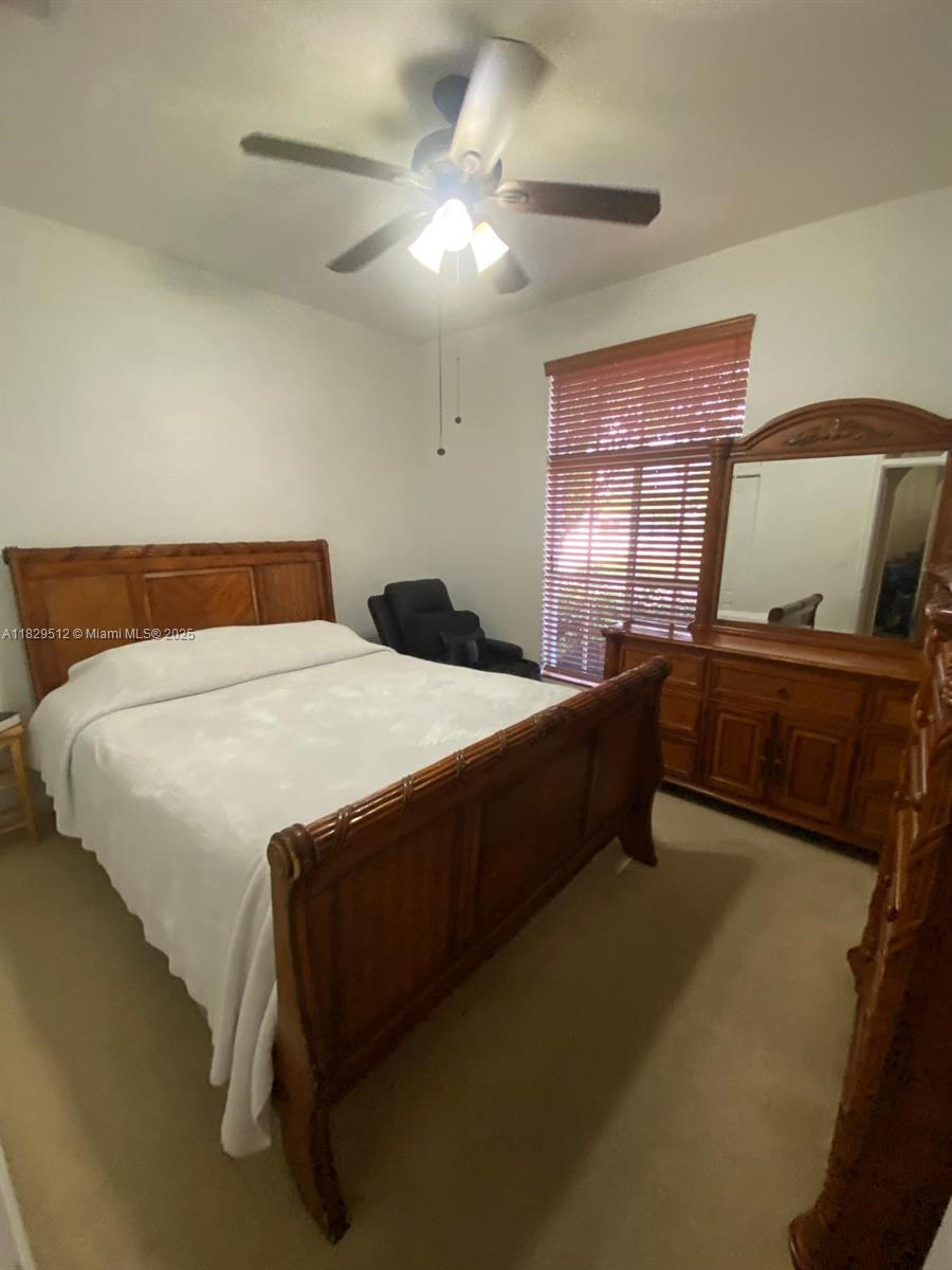 MANDARIN LAKES - Residential