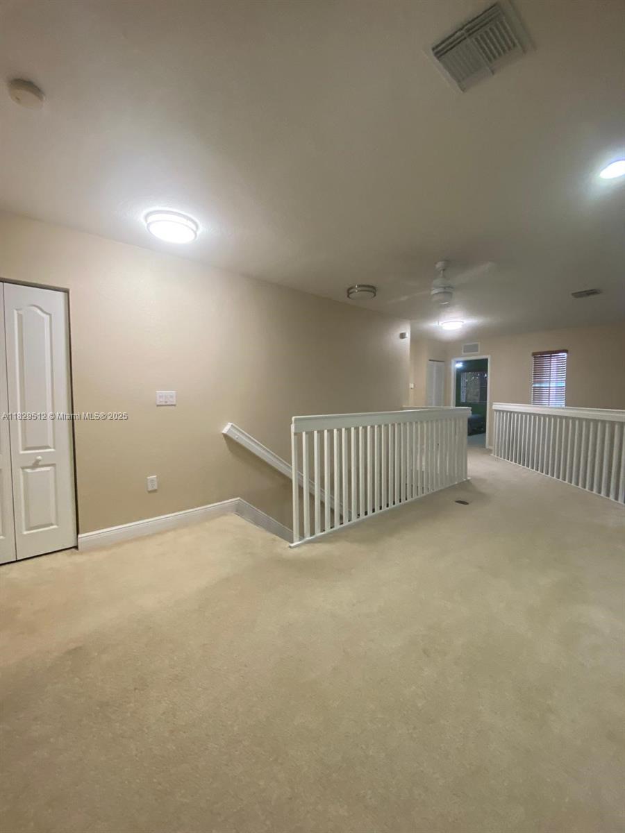 MANDARIN LAKES - Residential