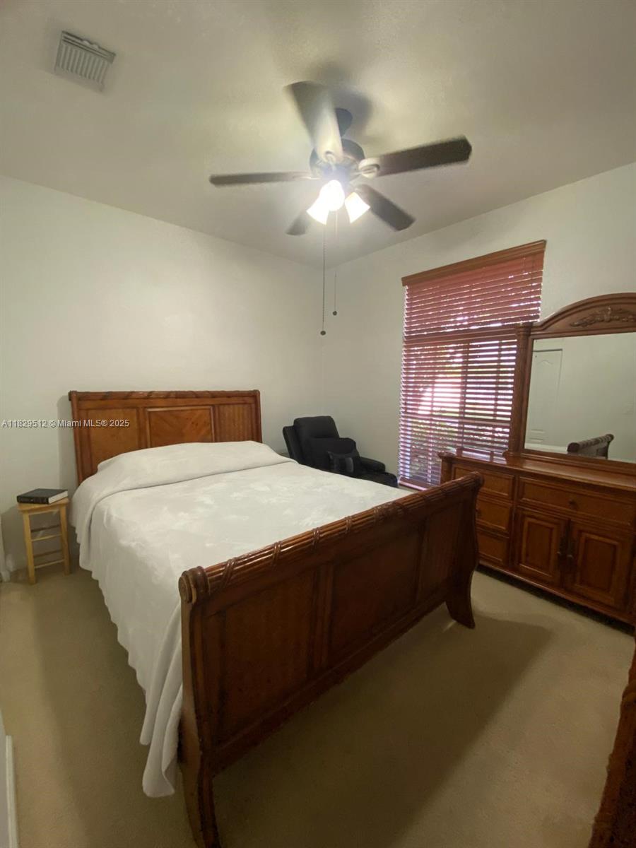 MANDARIN LAKES - Residential