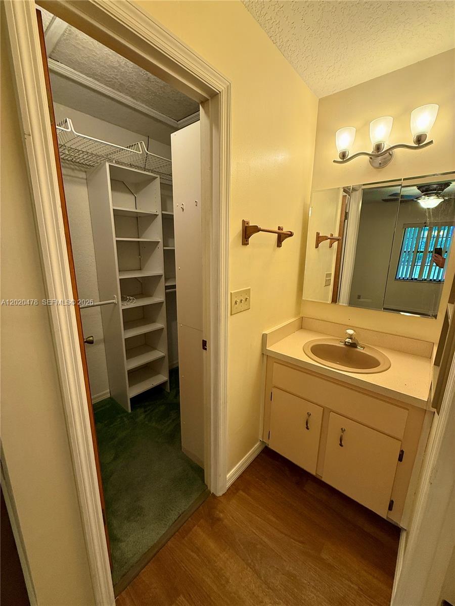 BELLEVIEW ESTATES - Residential
