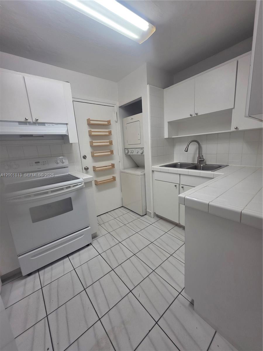 13700 SW 62nd St 113