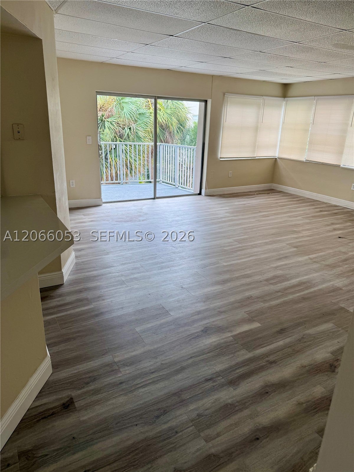 9390 E Bay Harbor Dr 10