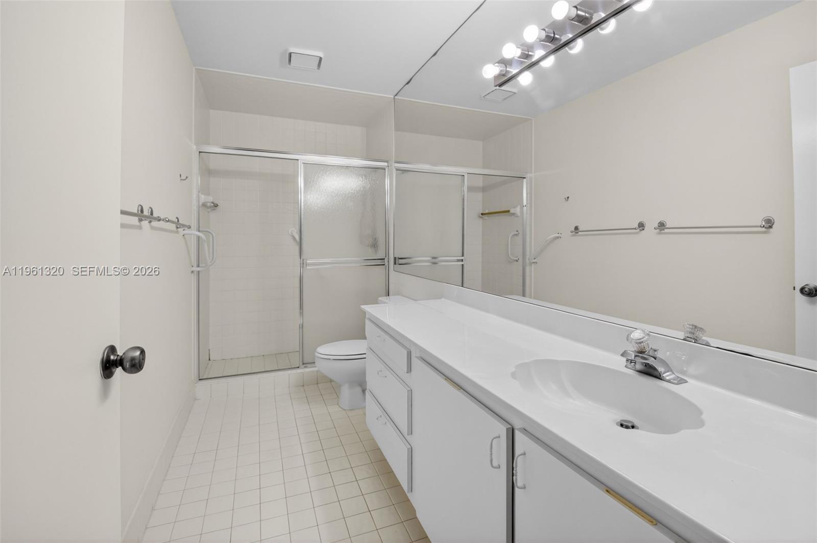 WHISPER WALK SEC D CONDO - Residential