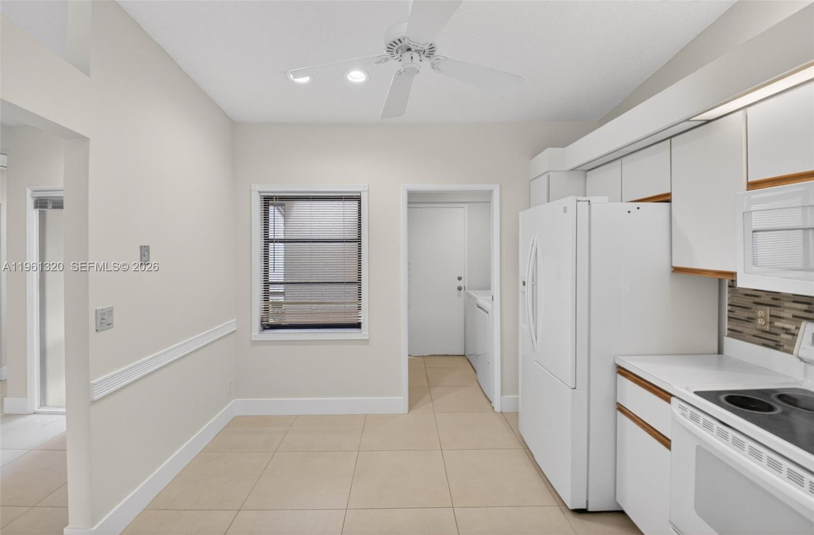 WHISPER WALK SEC D CONDO - Residential