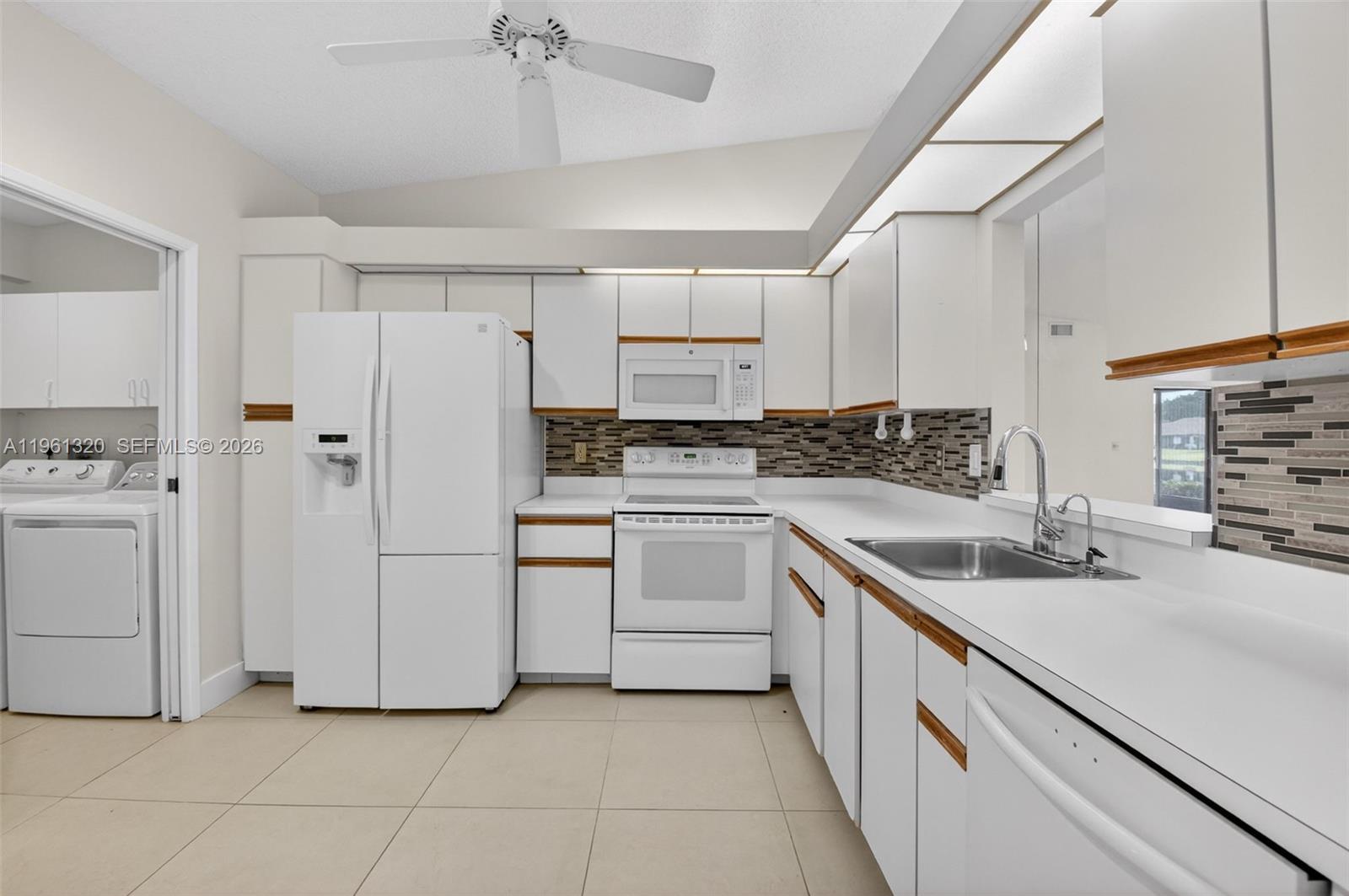 WHISPER WALK SEC D CONDO - Residential