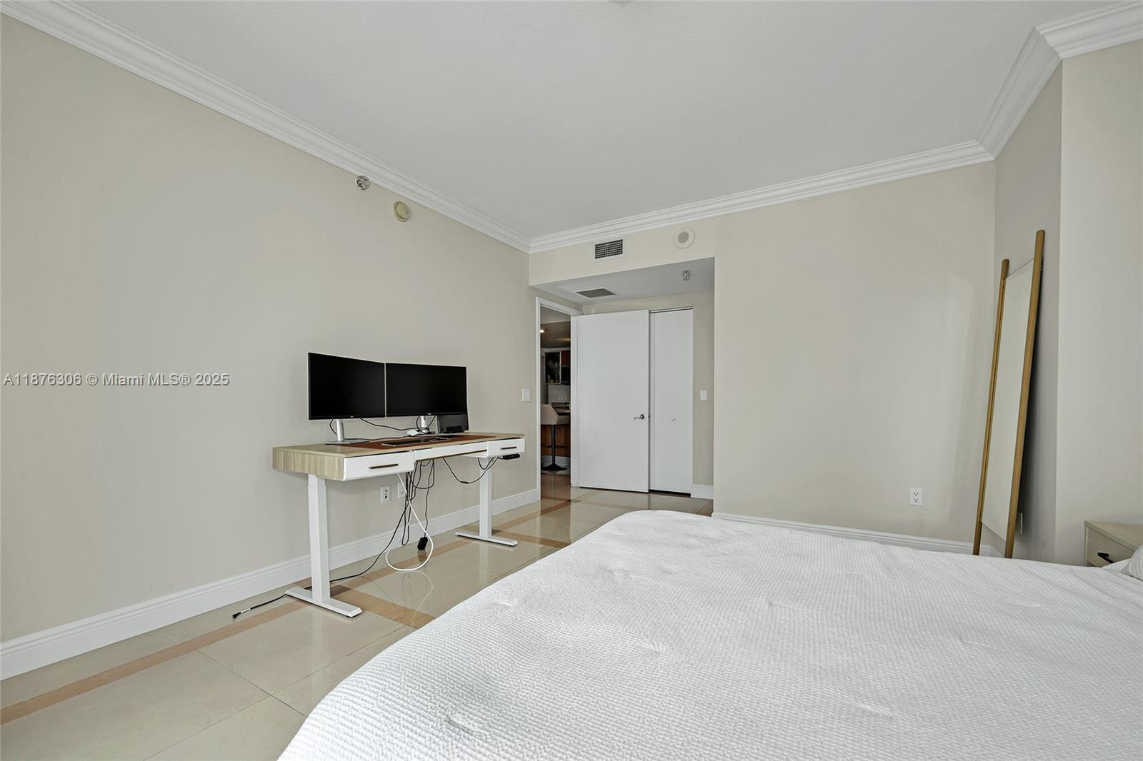 LATITUDE ON THE RIVER CON - Residential