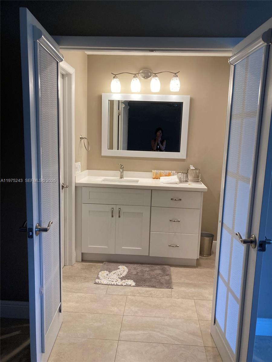 HIGH POINT WEST CONDO 2 - Residential