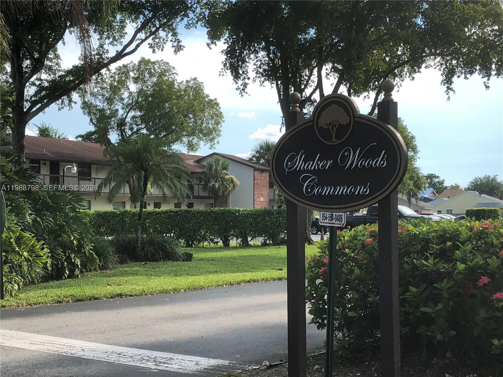 SHAKER WOODS VILLAGE - Residential
