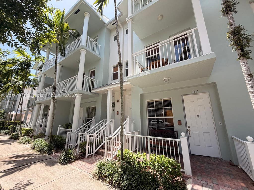 Photo of 357 SW 13th Ter #357, Fort Lauderdale, FL 33312 (MLS # A12077610)