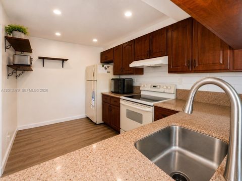 3199 Foxcroft Rd 215 Miramar FL 33025