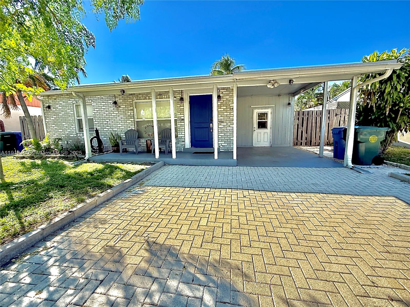 NORTH ANDREWS TERRACE FIR - Residential Lease