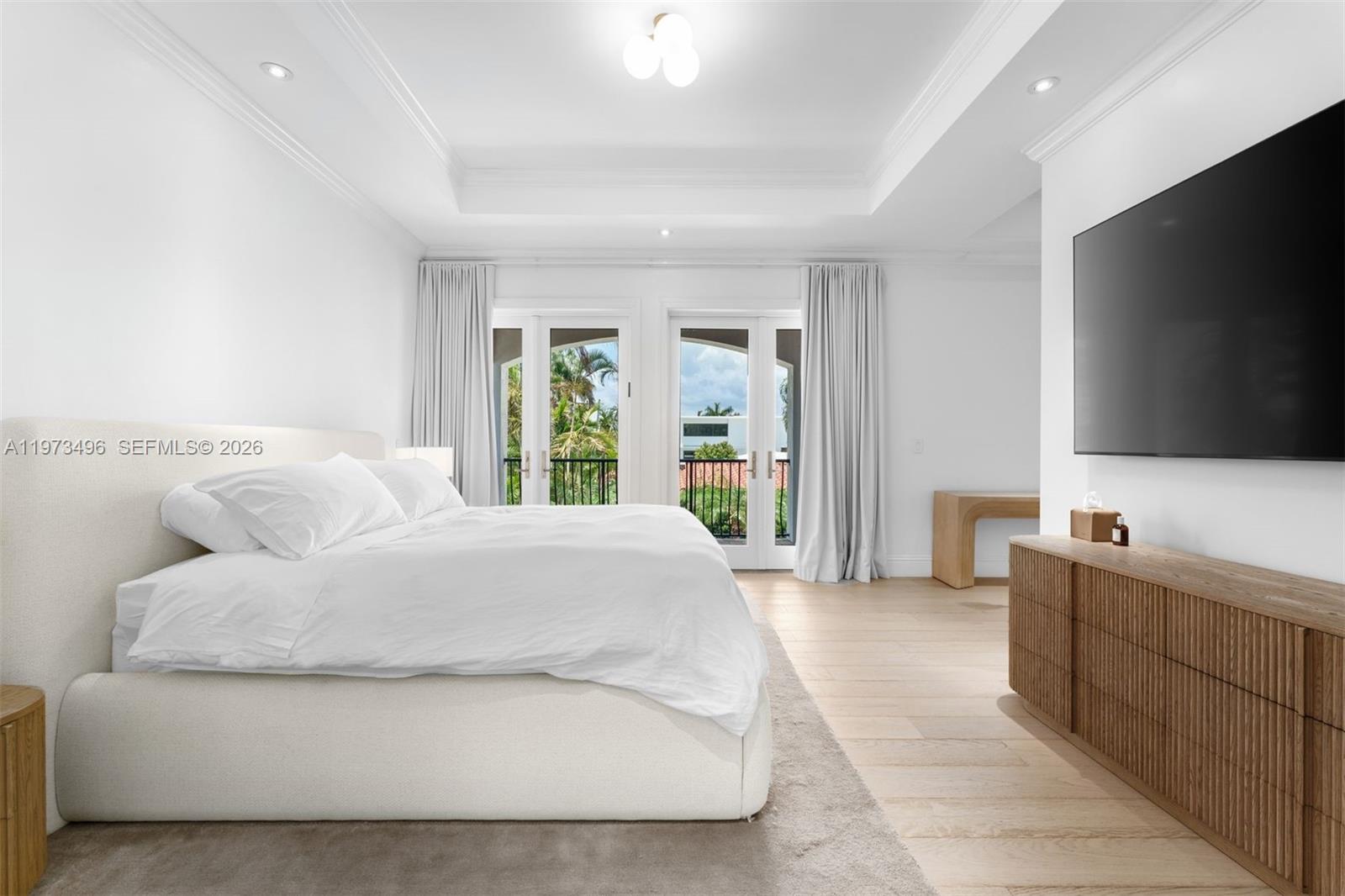 BAY HARBOR ISLAND - Residential