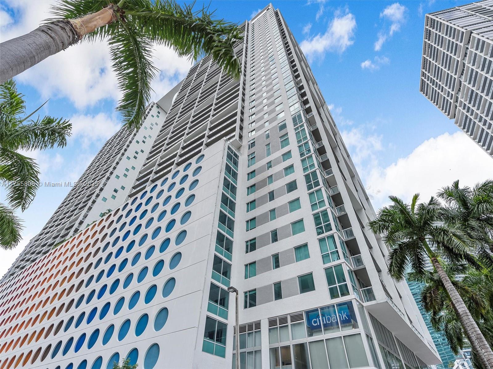 Rental Property at 500 Brickell Ave 1610, Miami, Broward County, Florida - Bedrooms: 2 
Bathrooms: 2  - $4,000 MO.