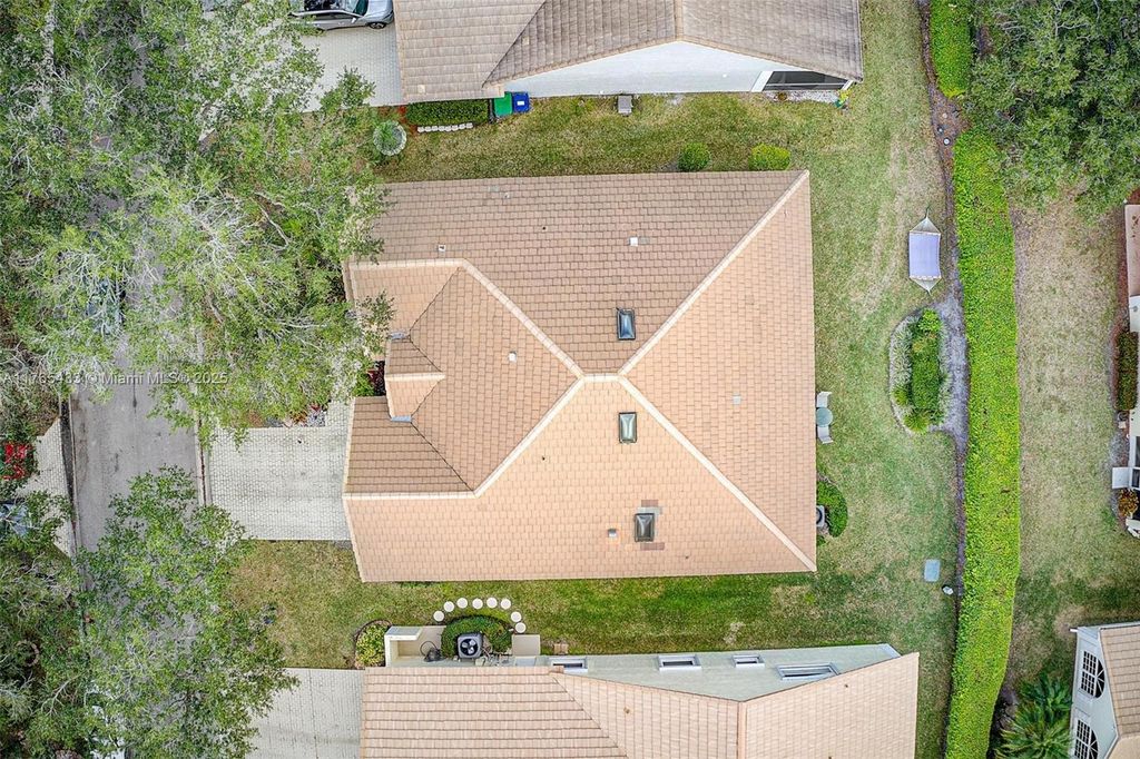 listing image 40