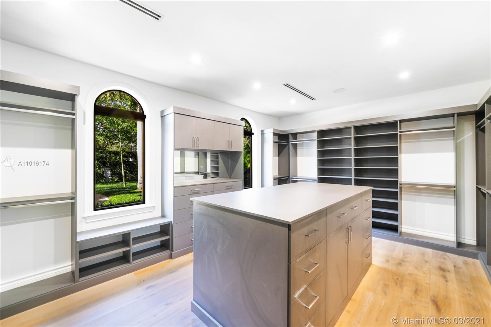 ROCKDALE ESTATES - Residential