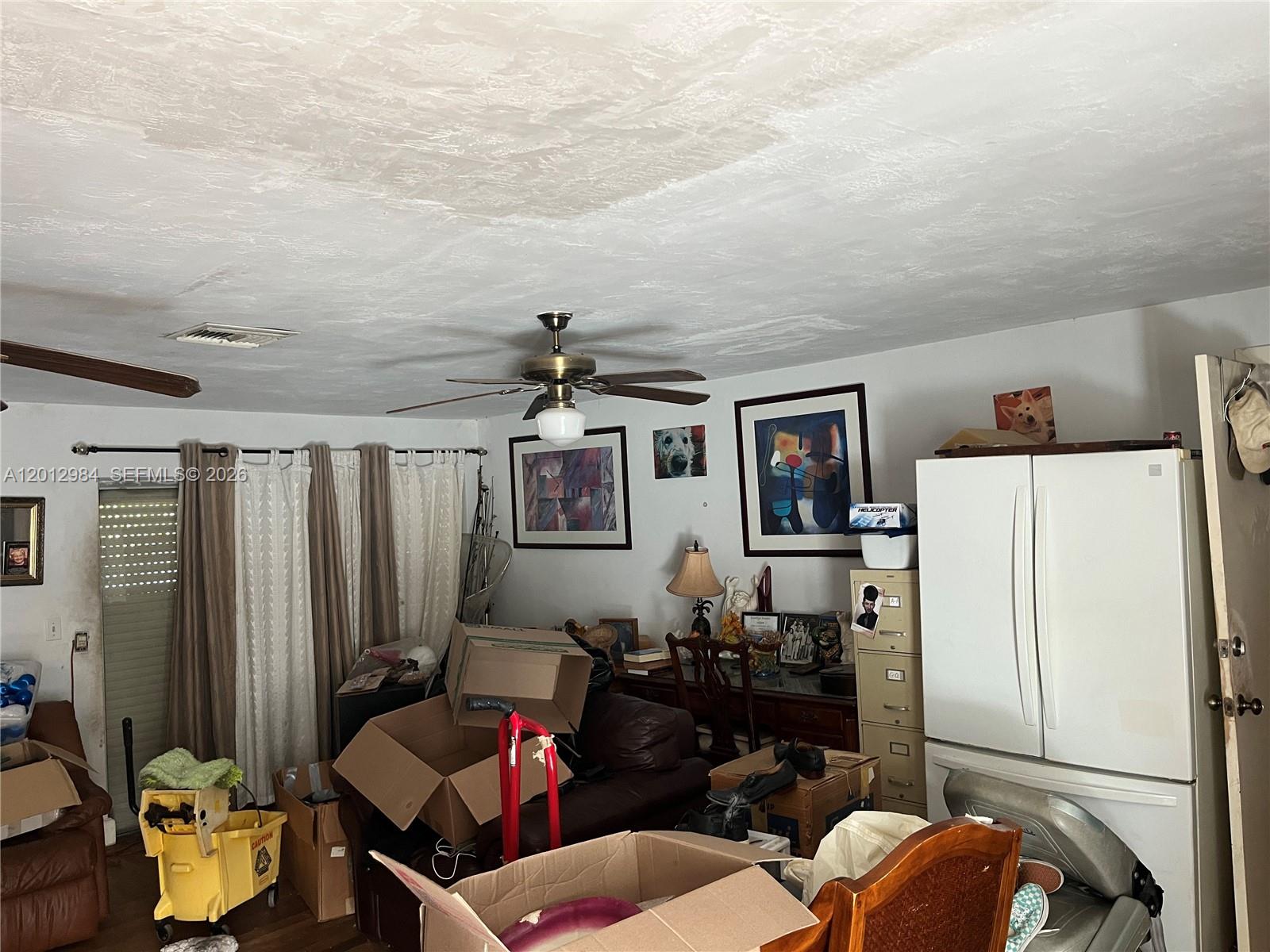 MARK MANOR PINES SEC ONE - Residential