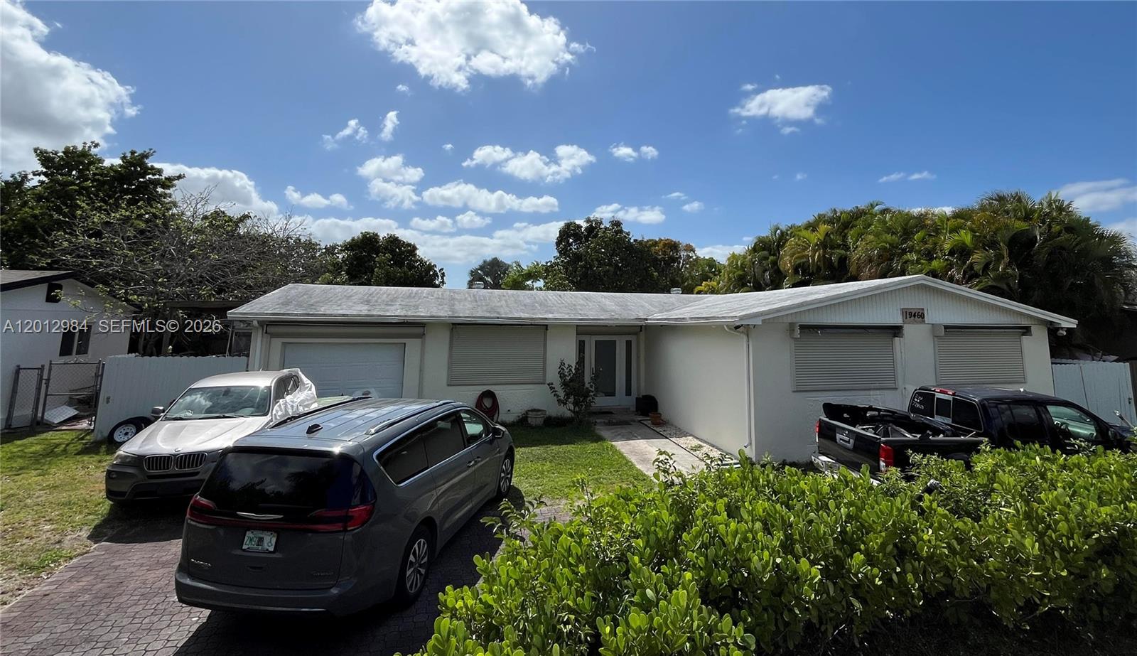 MARK MANOR PINES SEC ONE - Residential