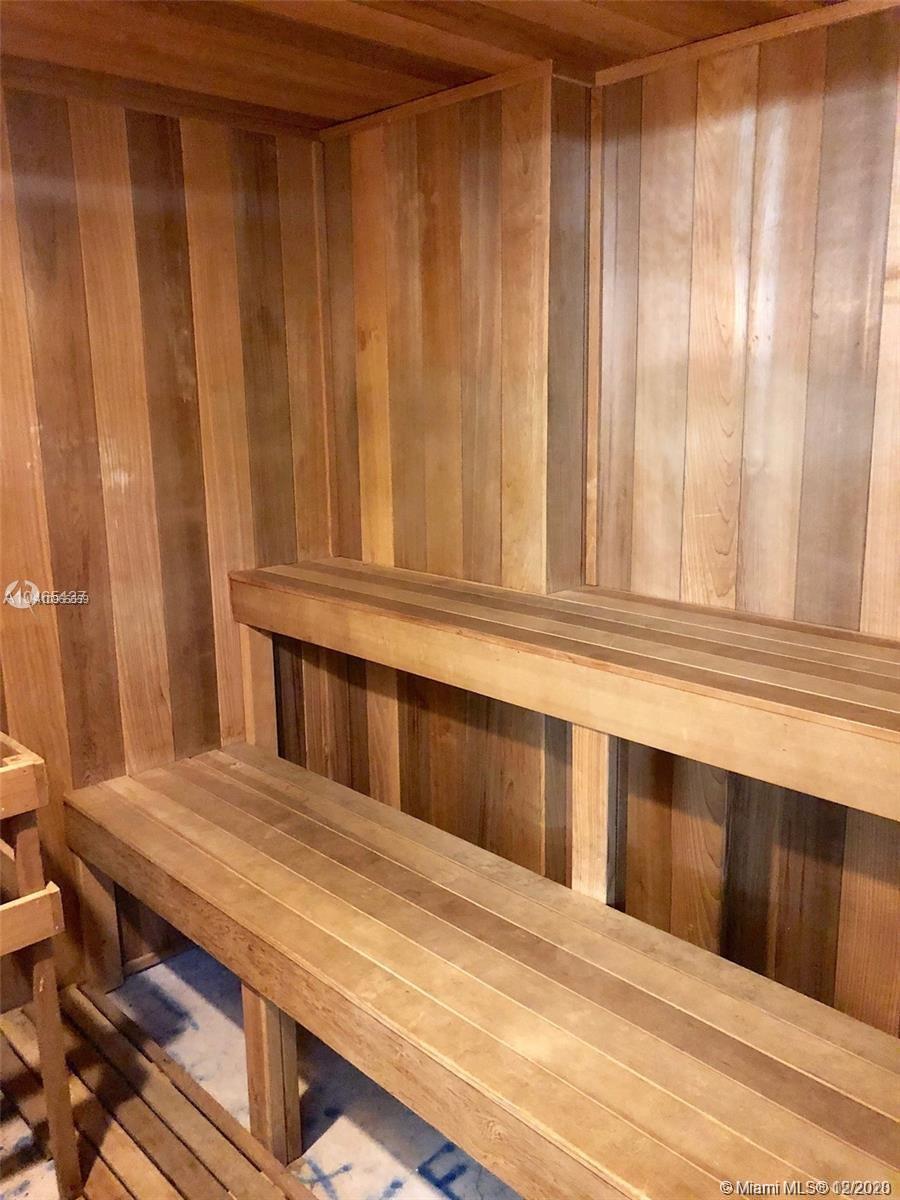 THE MARK ON BRICKELL COND - Residential