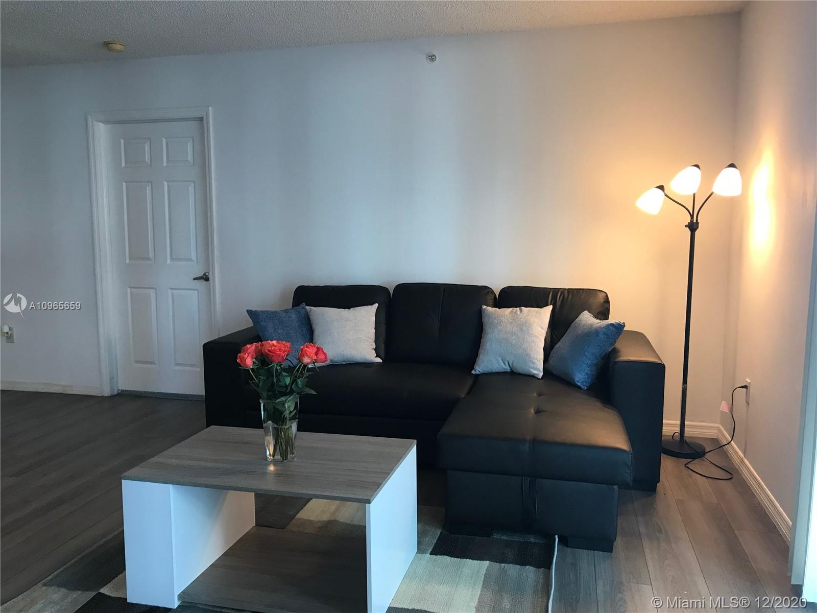 THE MARK ON BRICKELL COND - Residential