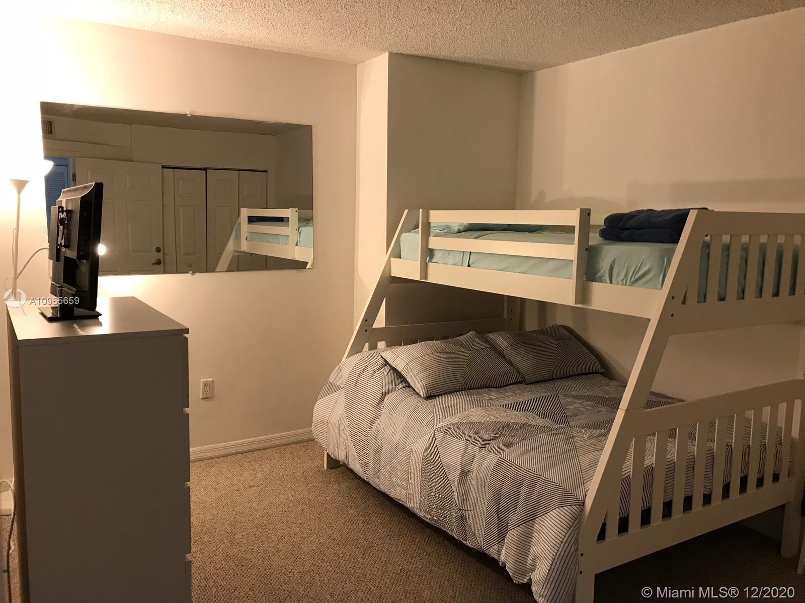 THE MARK ON BRICKELL COND - Residential