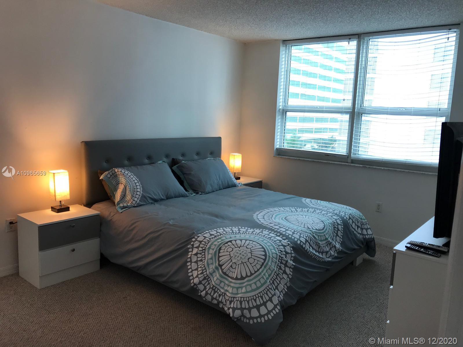 THE MARK ON BRICKELL COND - Residential