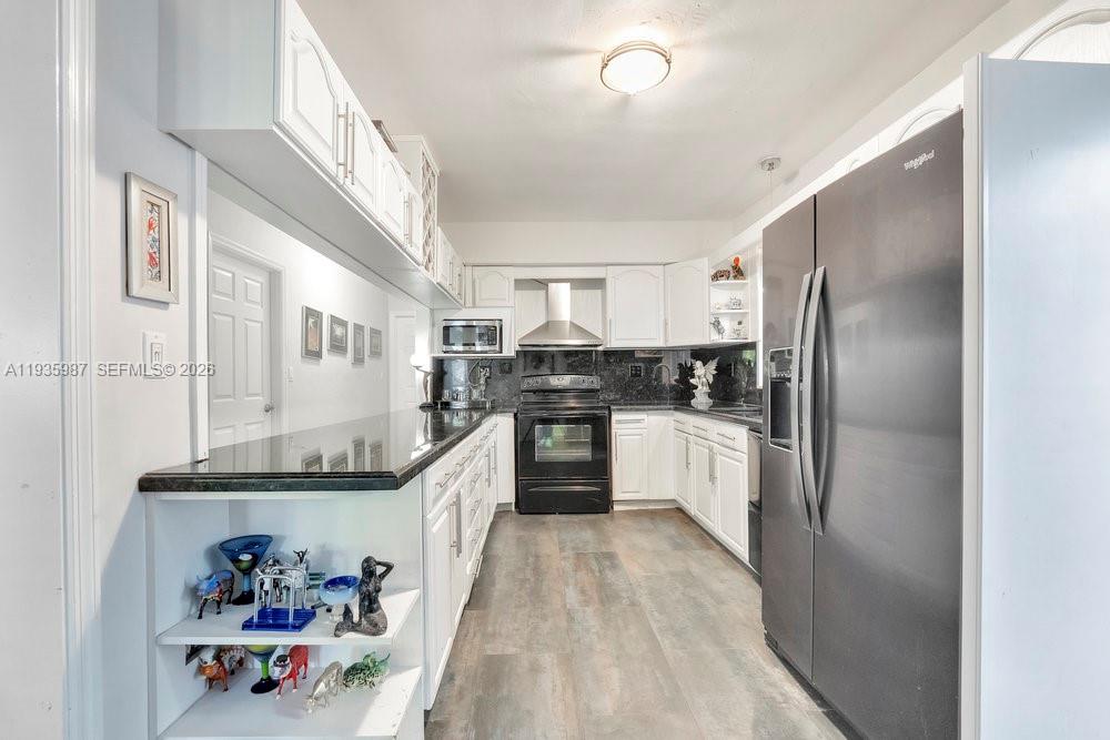 BELLE MEADE OF MIA SEC 1 - Residential