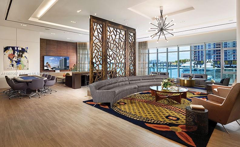 MARINA PALMS RESIDENCES S - Residential