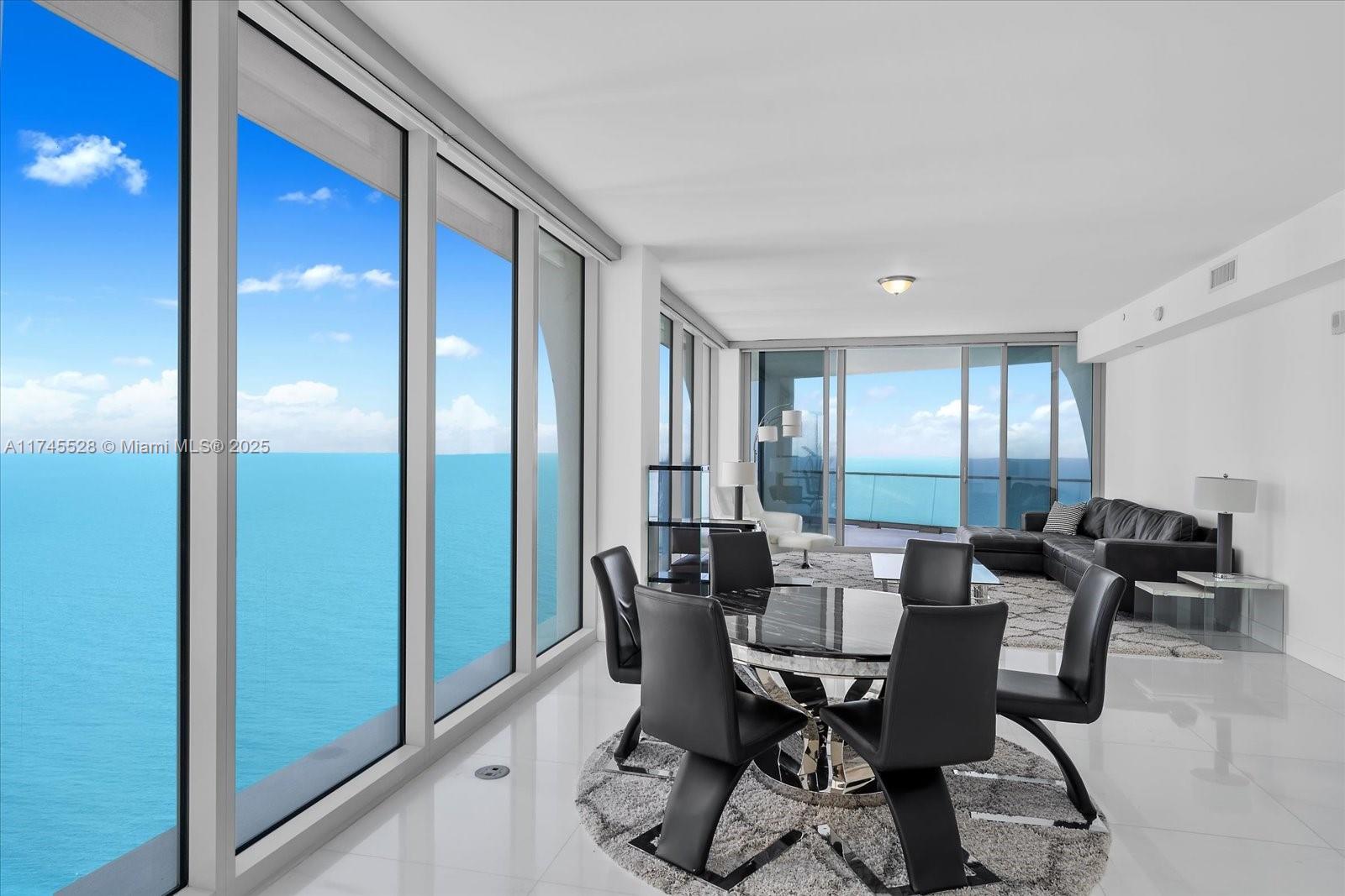 JADE SIGNATURE CONDO - Residential