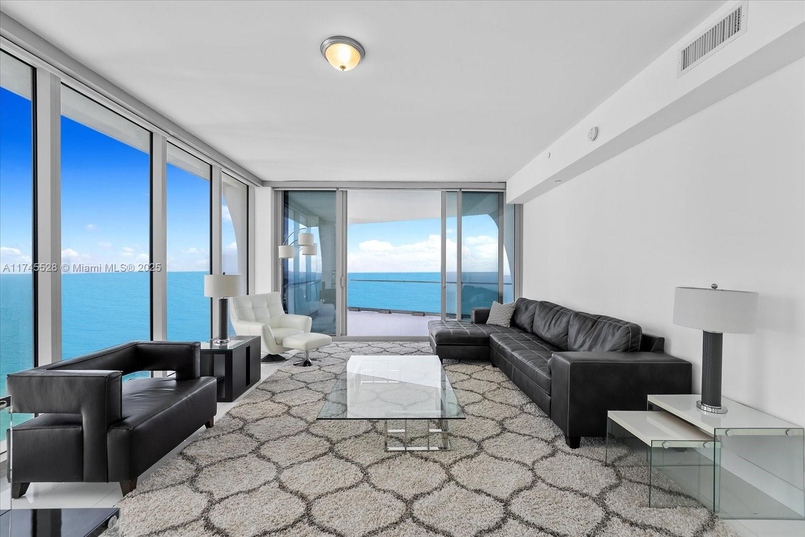 16901 Collins Ave 3905