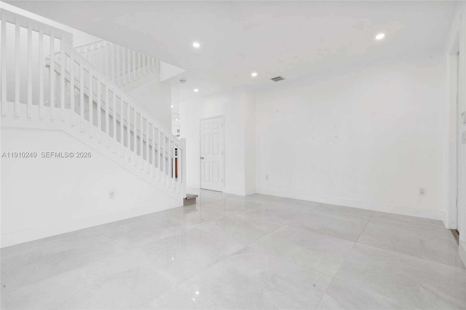 SILVER PALM SOUTHWEST - Residential