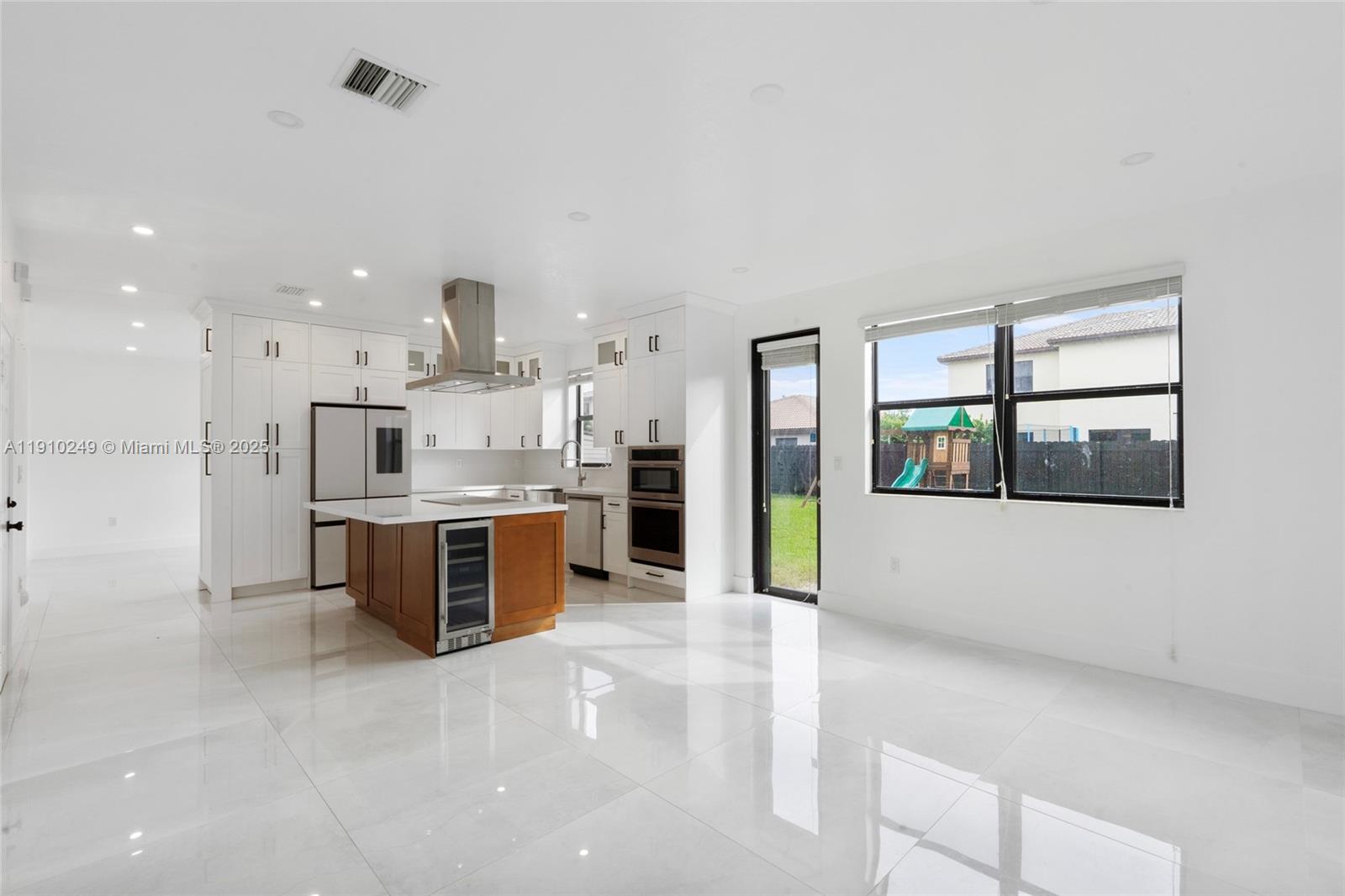 SILVER PALM SOUTHWEST - Residential