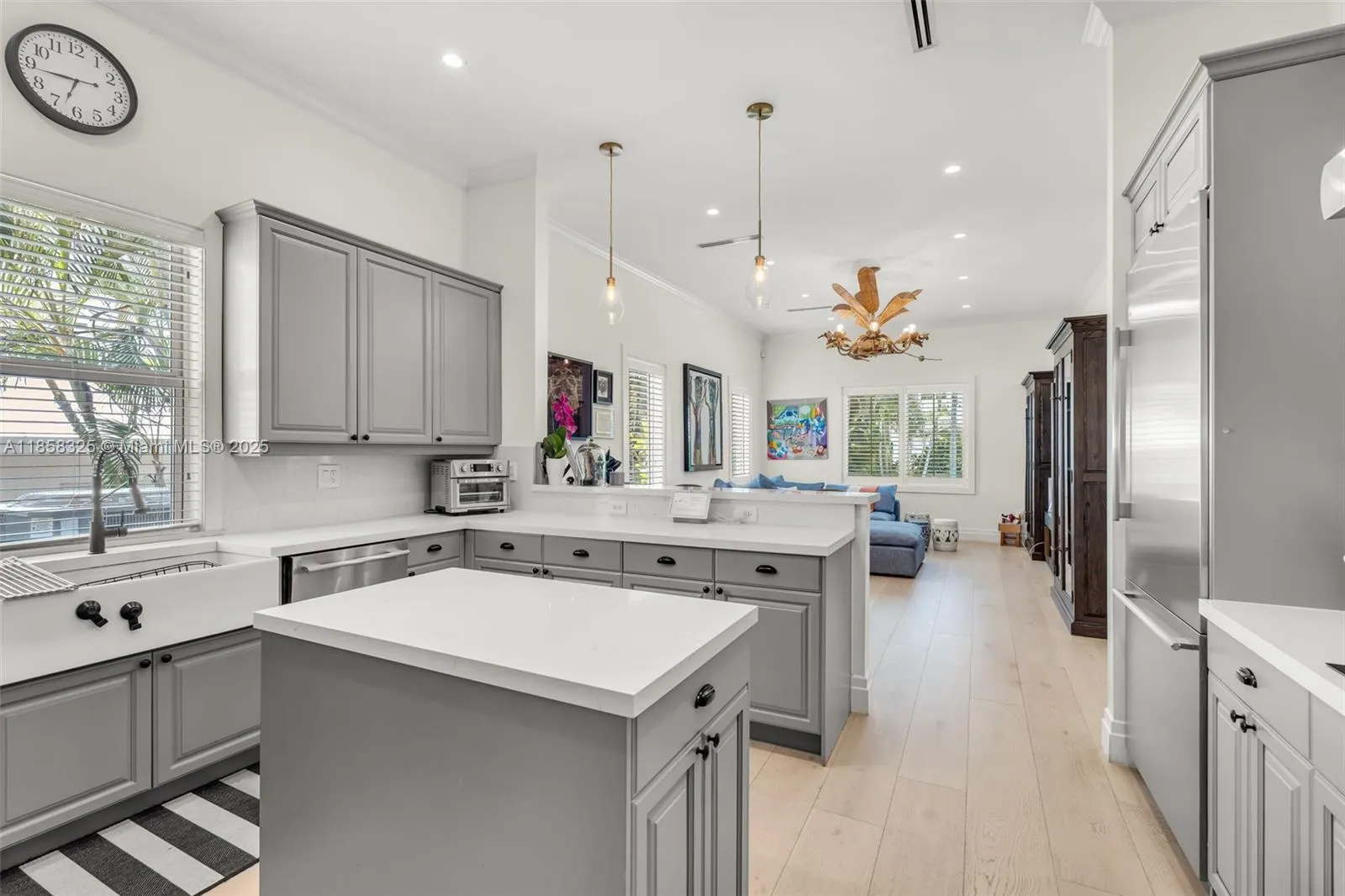 Key Biscayne, Florida 33149, United States, 6 Bedrooms Bedrooms, ,6 BathroomsBathrooms,Residential,Active,190638