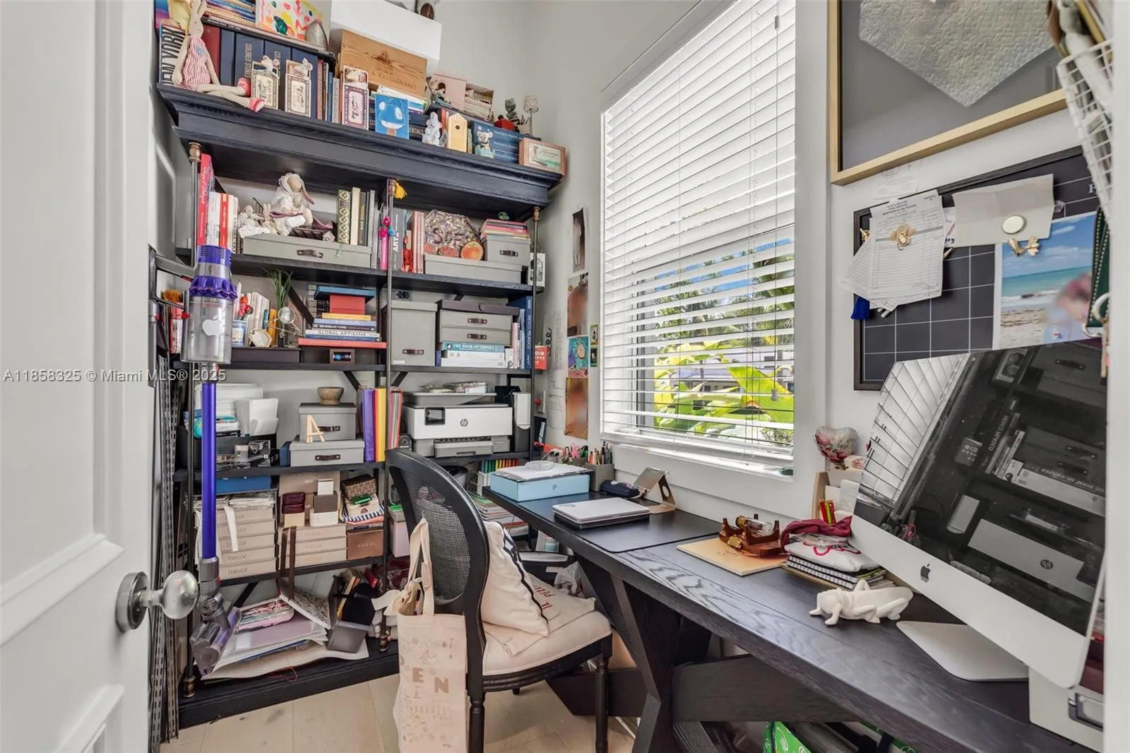 Key Biscayne, Florida 33149, United States, 6 Bedrooms Bedrooms, ,6 BathroomsBathrooms,Residential,Active,190638