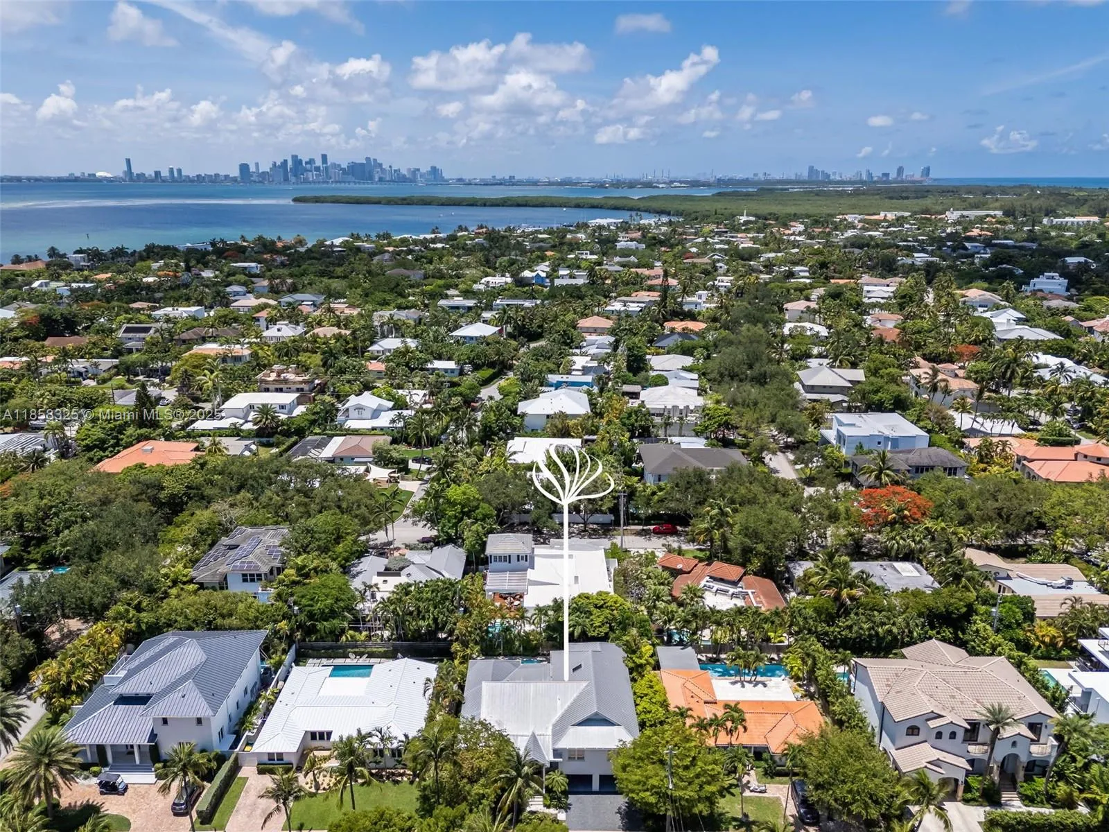 Key Biscayne, Florida 33149, United States, 6 Bedrooms Bedrooms, ,6 BathroomsBathrooms,Residential,Active,190638