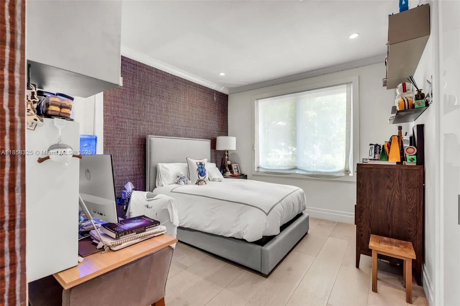 Key Biscayne, Florida 33149, United States, 6 Bedrooms Bedrooms, ,6 BathroomsBathrooms,Residential,Active,190638