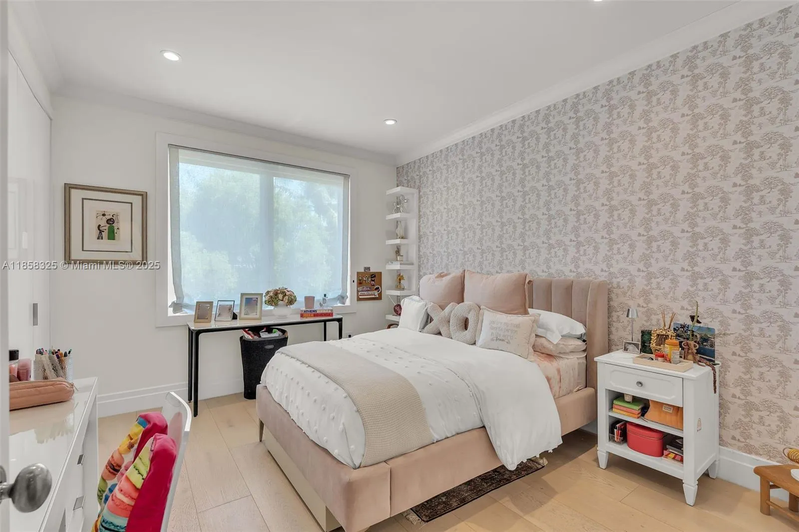 Key Biscayne, Florida 33149, United States, 6 Bedrooms Bedrooms, ,6 BathroomsBathrooms,Residential,Active,190638