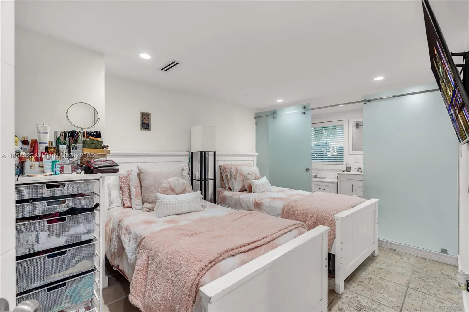 Key Biscayne, Florida 33149, United States, 6 Bedrooms Bedrooms, ,6 BathroomsBathrooms,Residential,Active,190638